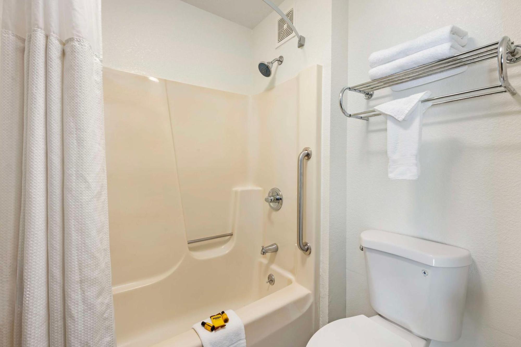 Best Western Plus Anderson Exterior photo