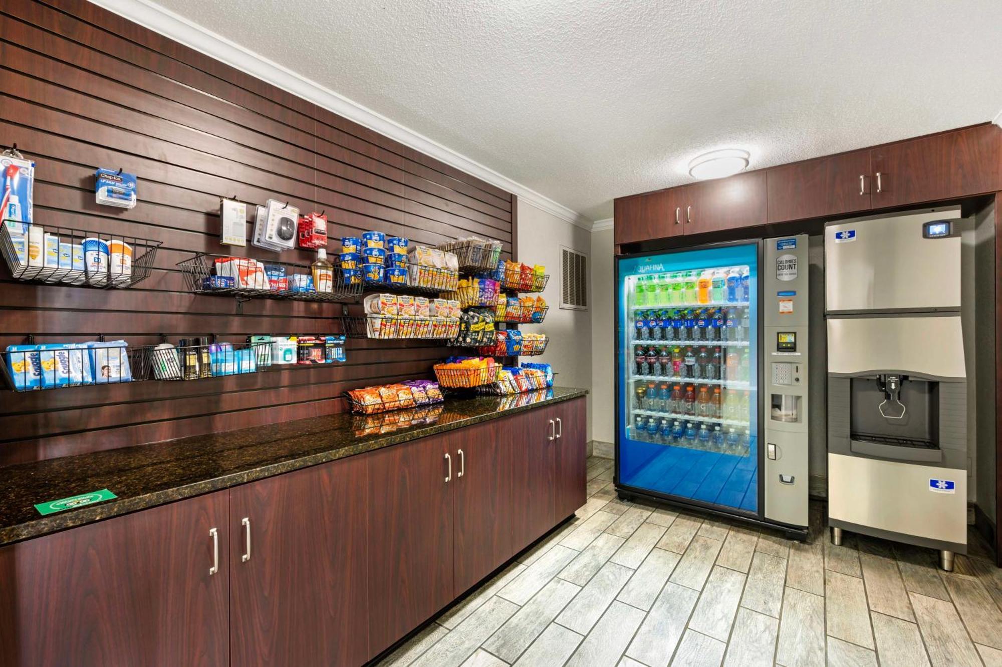 Best Western Plus Anderson Exterior photo